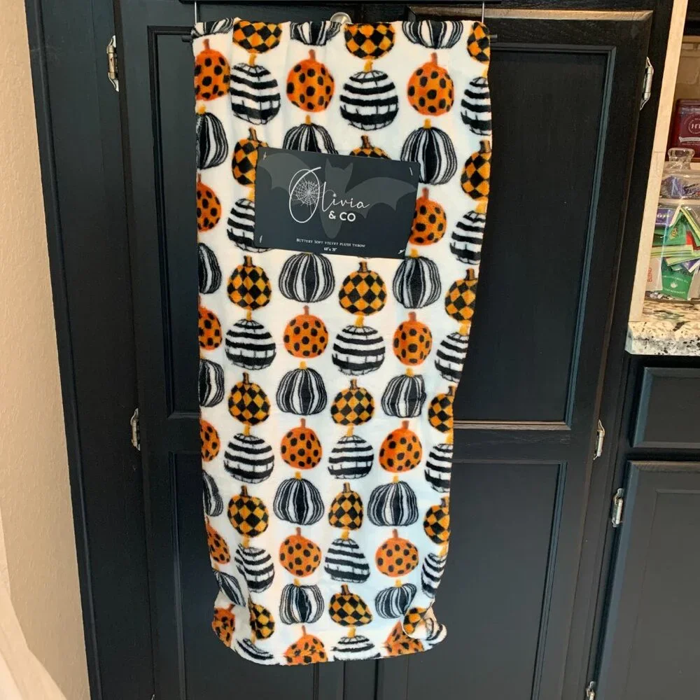 Pumpkin Velvet Plush Throw Black White Check Orange Oversized NWT